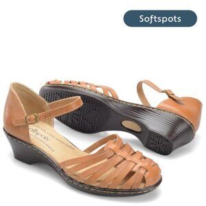 Softspots 'Tatiana' leather sandals